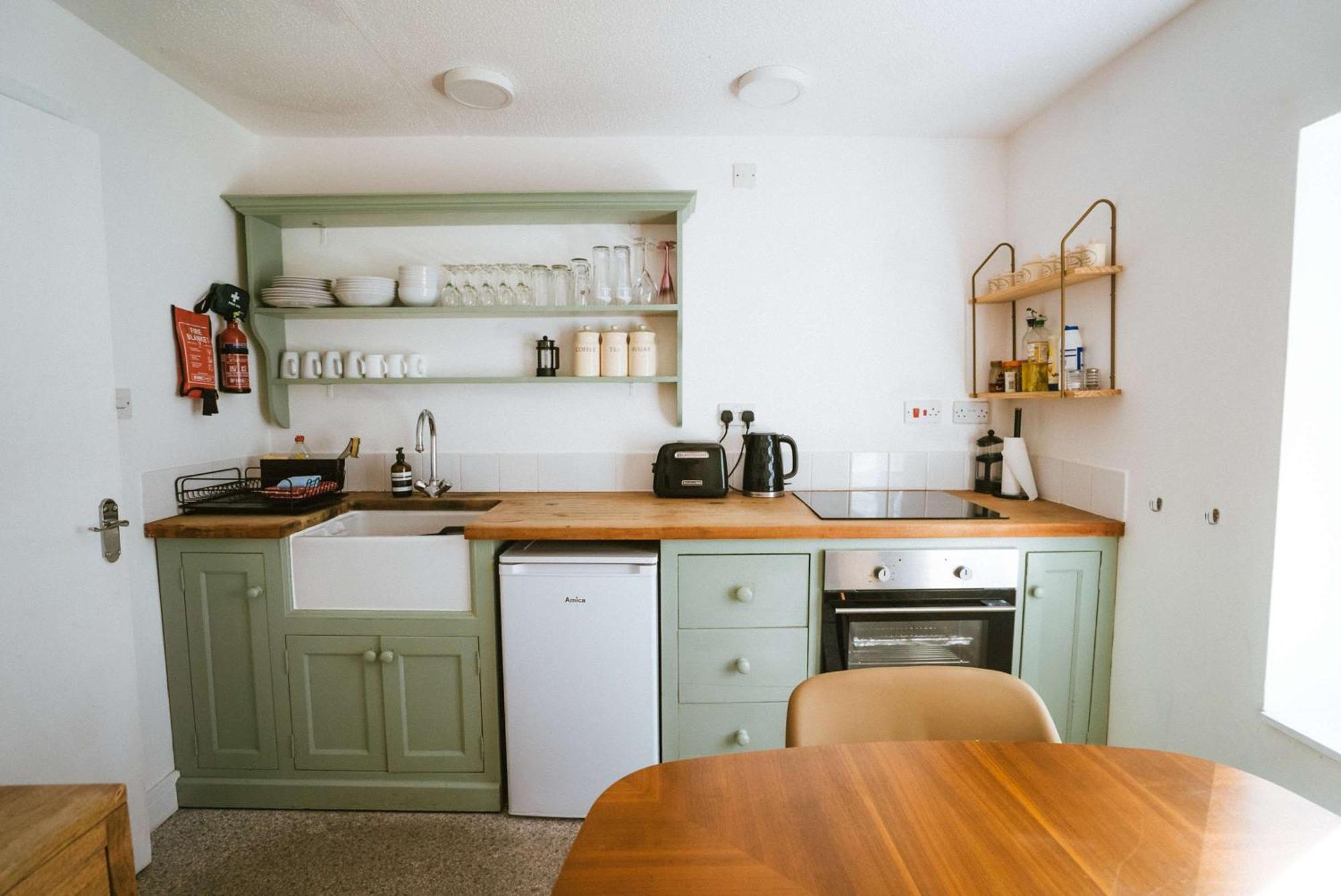 Breathtaking High Street Townhouse With Stunning Sea Views At 'The Old Fishermans Townhouse' ฟาลมัธ ภายนอก รูปภาพ